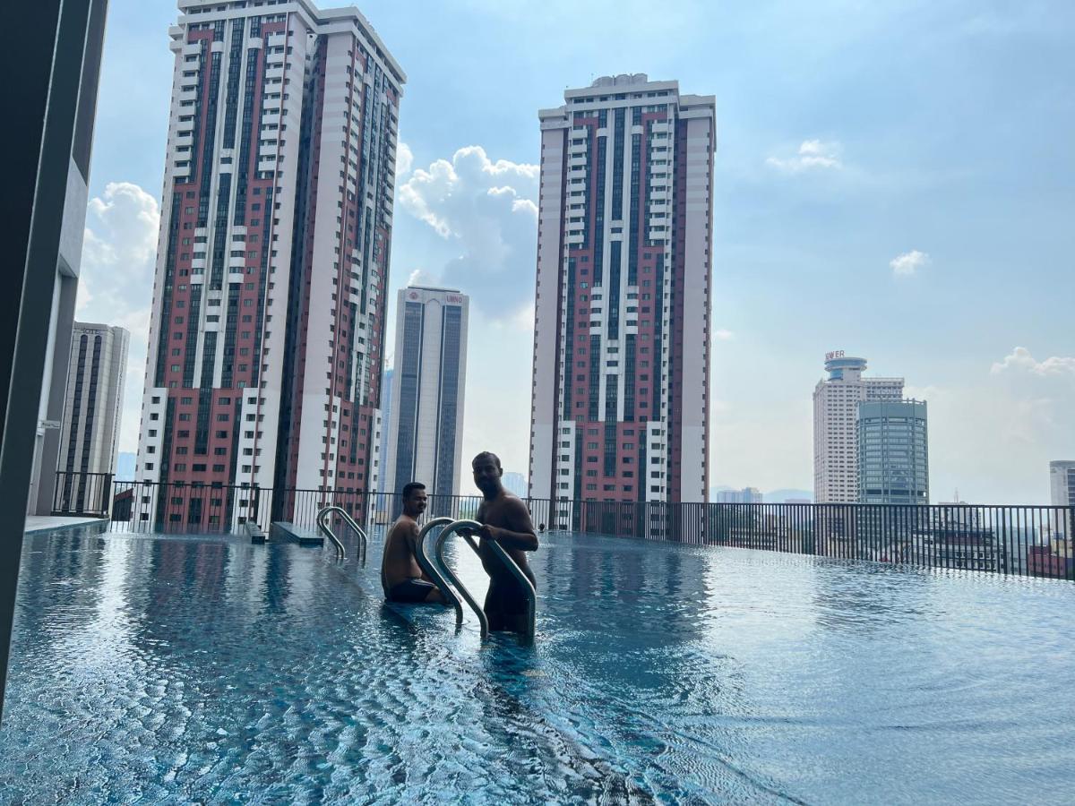 Chambers Couple Studio Klcc Куала Лумпур Екстериор снимка