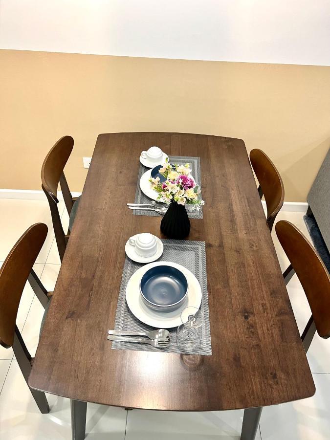 Chambers Couple Studio Klcc Куала Лумпур Стая снимка